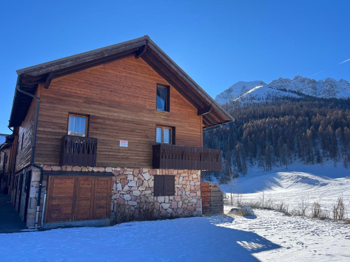 Chalet Vars 8 A 10 Personnes, Proche Des Pistes Exteriör bild